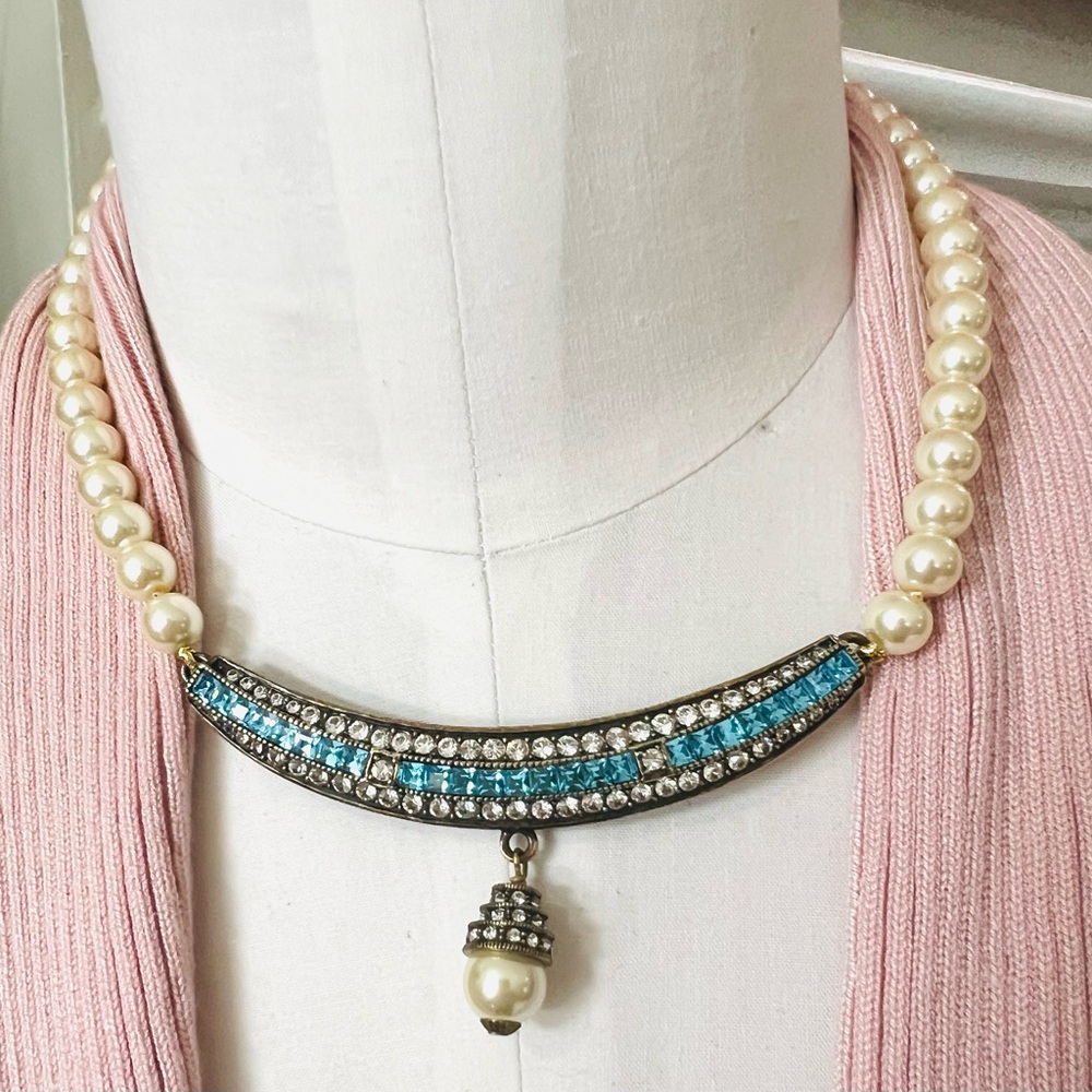 Heidi Daus 🆕 “Sweet Romance” Swarovski Crystals Faux Pearl Necklace